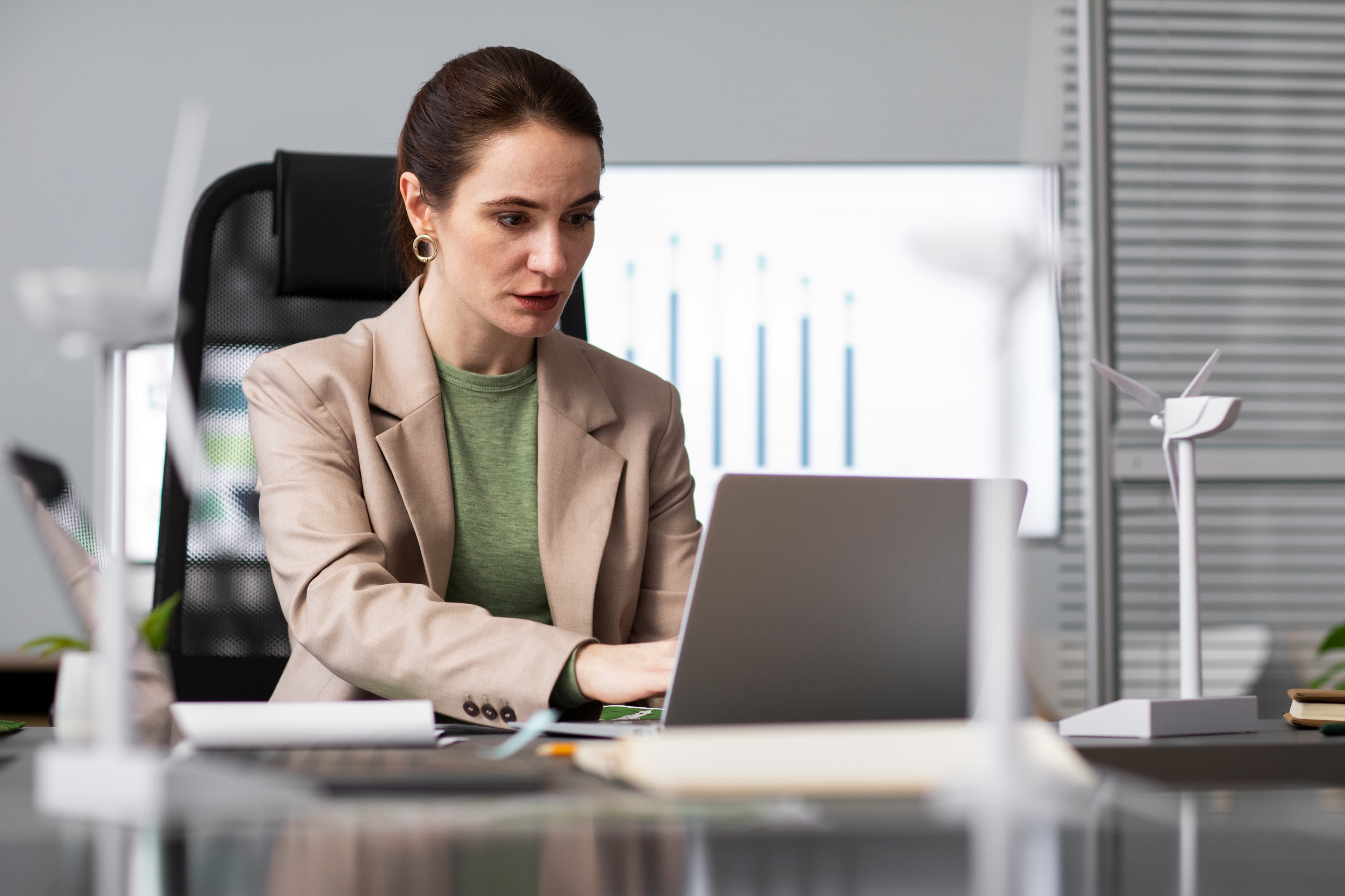 Custom software: bespoke applications compared with off-the-shelf software